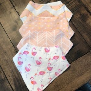 NWOT. Adjustable fleece lined bibs